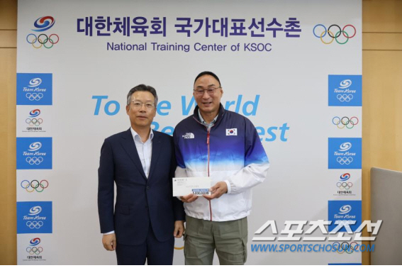 "힘내라!대한민국 체조" 전중선 대한체조협회장 파리올림픽 선수단 격려..…