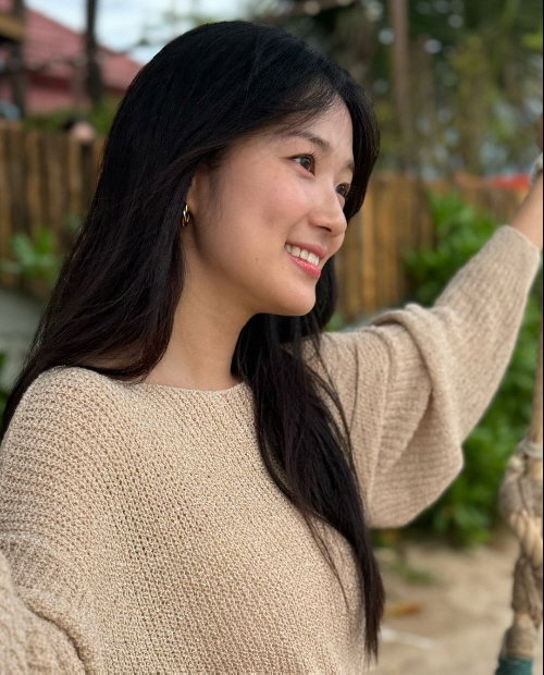 [종합] "변우석 보고 있나?"…김혜윤, '솔치광이' ♥변우석 빈자리 송…