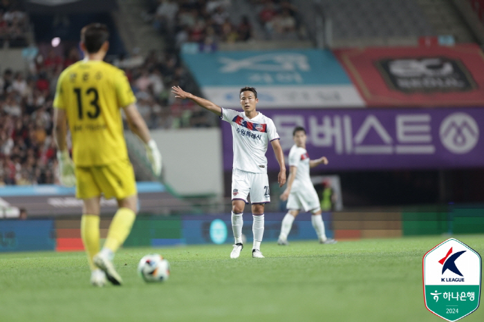 '안방 5연패 탈출'김기동 감독"(손)준호 별활약 못해 큰도움ㅎㅎ 서울 잘된다는 자신감 있다"[K리그1 일문일답]
