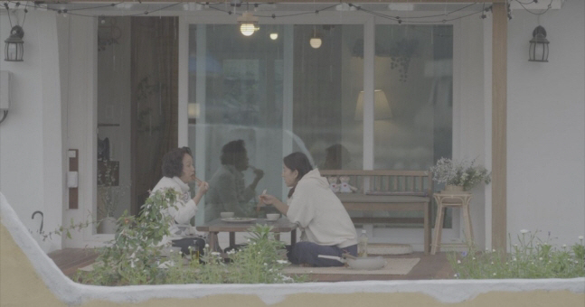 "기억하고 싶지 않다" 이효리, 母와 30년 쌓인 응어리 고백…분위기 냉…