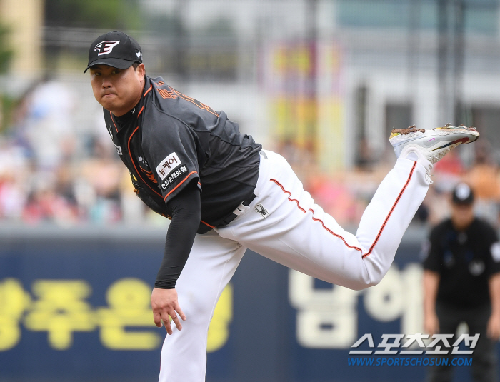괜히 우승후보가 아니었다...홈런 3방 쾅쾅쾅! '31이닝 1자책+4연속…