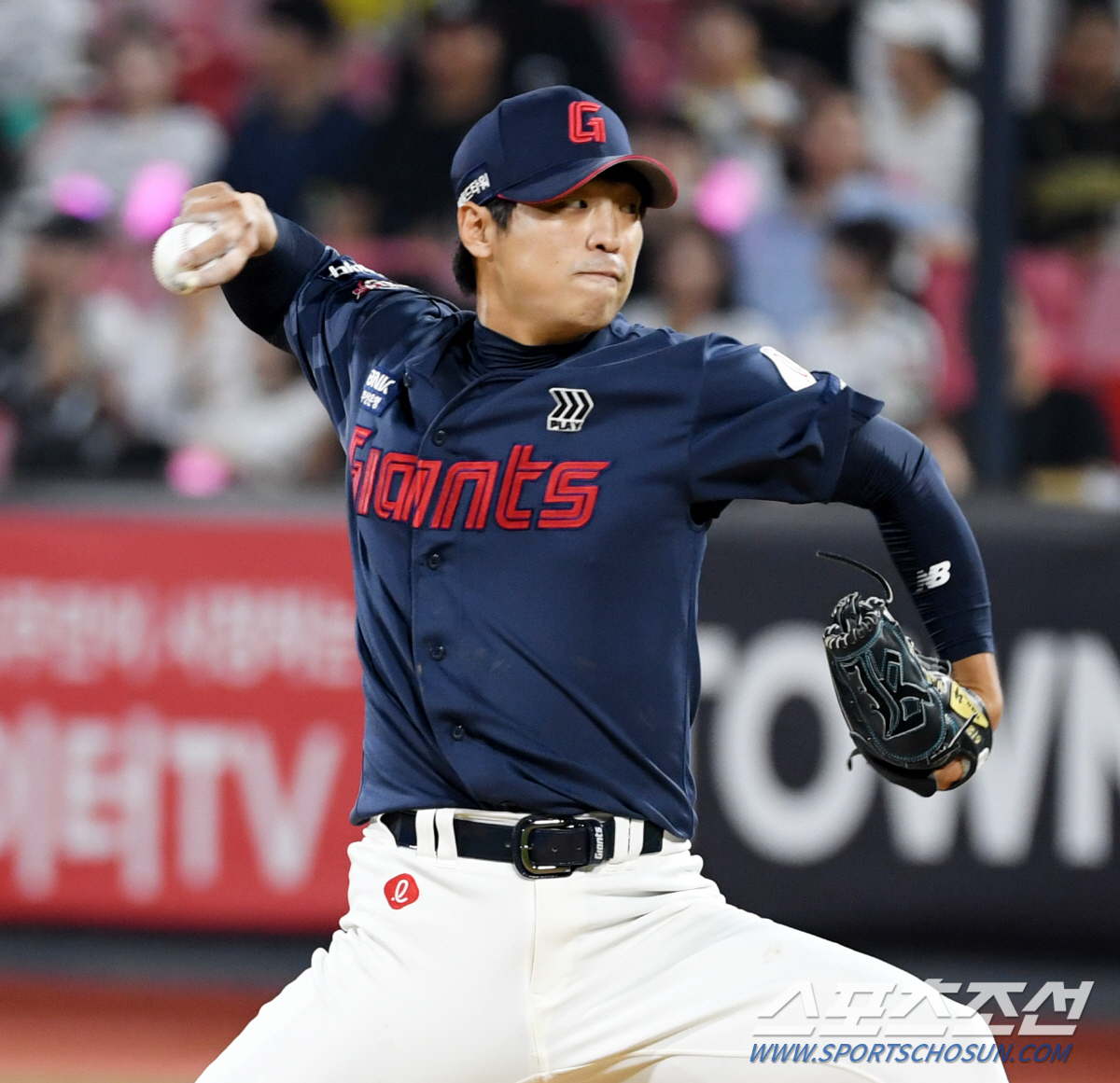 'ERA 30.38→4.91' 어느덧 회복세, 홀드는 단 3개지만…34세…