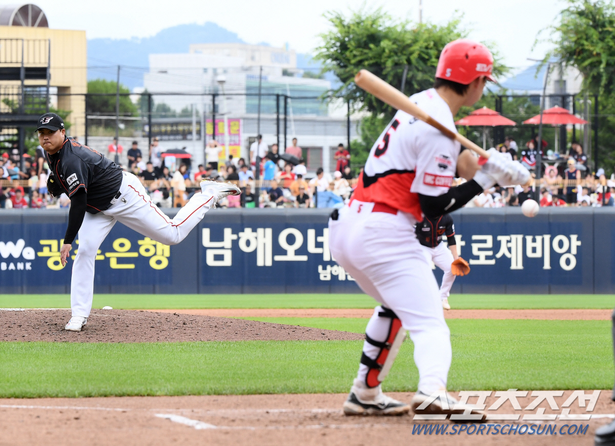 류현진 간 본 김도영, 스탠딩 삼진 주고 20-20홈런 뺏었다 [광주 현…