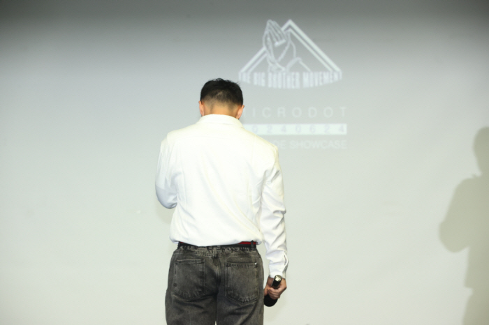[SC현장]"변제 위해 돈 벌어야"…눈물 흘린 마이크로닷, '부모 빚투'…