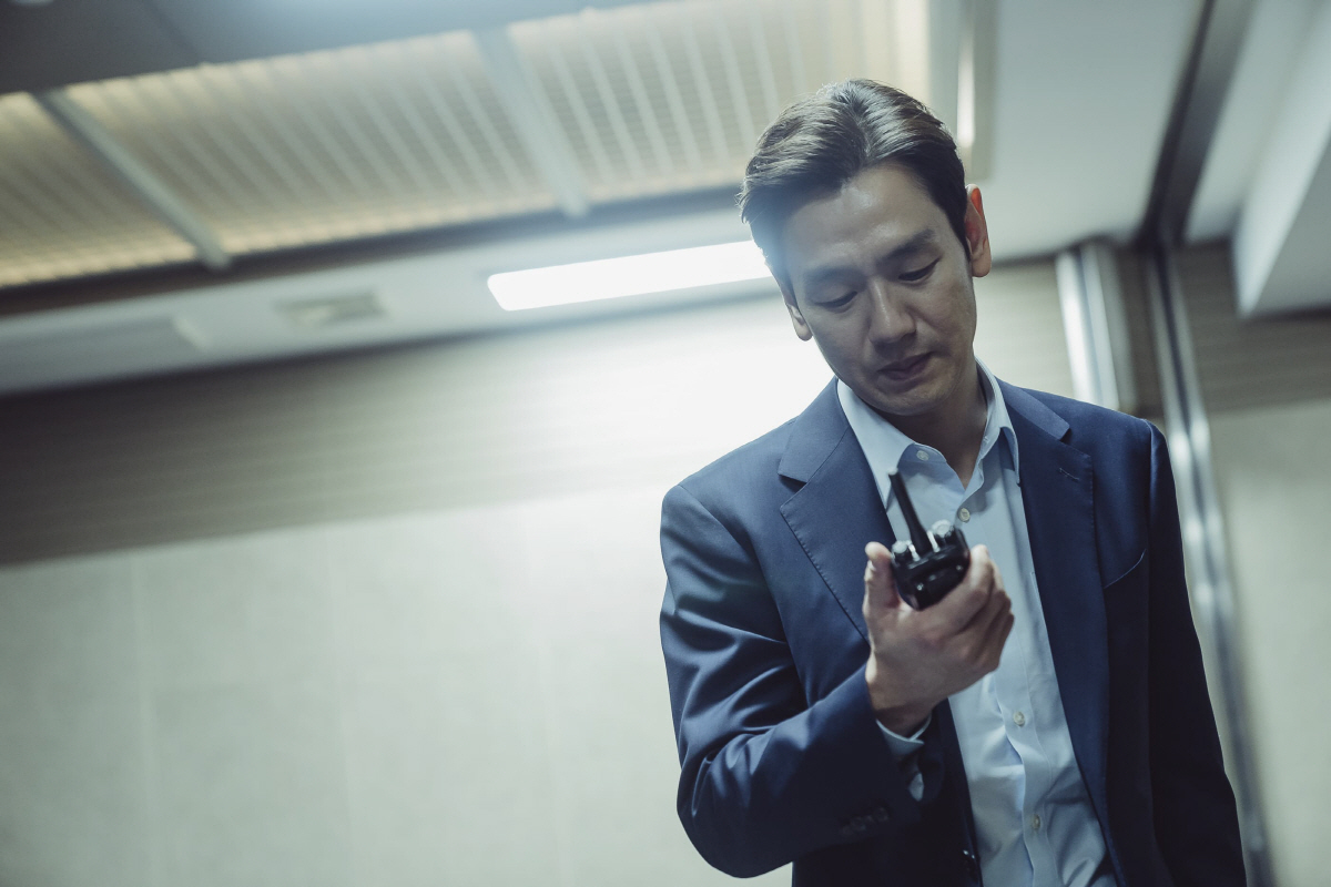 "뻔한 캐스팅 NO"…故이선균 유작 '탈출', 연기파 배우들만 모였다