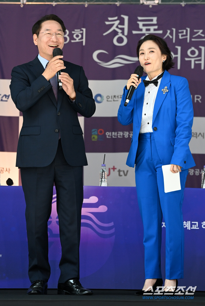유정복 인천시장 "청룡시리즈어워즈와 함께 새로운 비전에 한걸음 더 가까이…