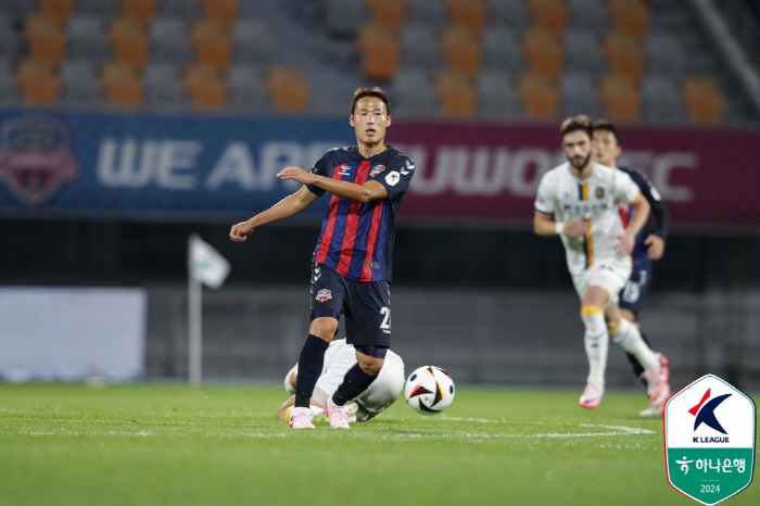 [K리그1 현장리뷰]'정승원 천금 결승골' 수원FC, 광주 1-0 제압하…
