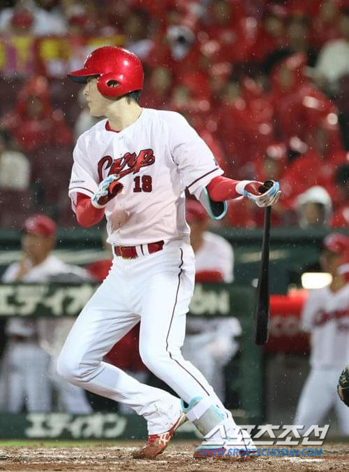 '3안타'를 치고 91구 무4사구 완봉승이라니…56년 만에 대기록 5년차…