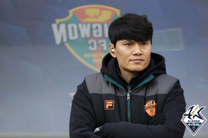 [현장인터뷰] 강원 정경호 코치 "김천전 얻은 게 많았다. 서울 후반 용…