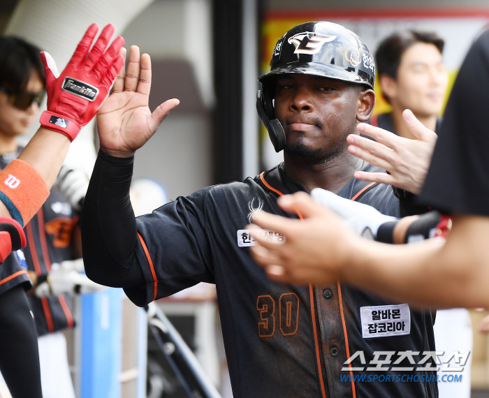 "부상으로 상당 기간 쉬었는데…" 900승 베테랑 사령탑도 감동했다, 에…