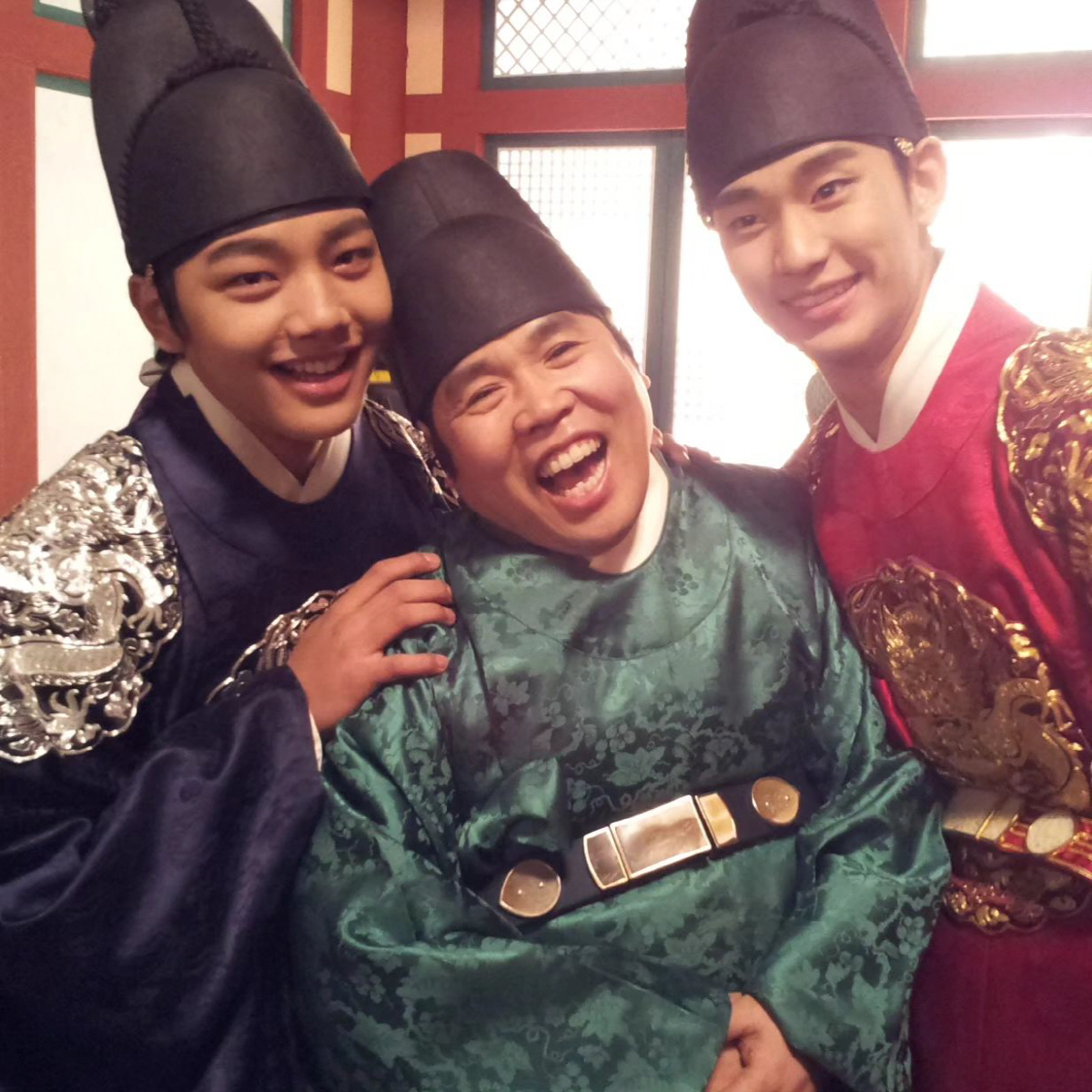 '해품달' 김수현X한가인, 12년만 공개된 비하인드컷 "보물같은 사진"