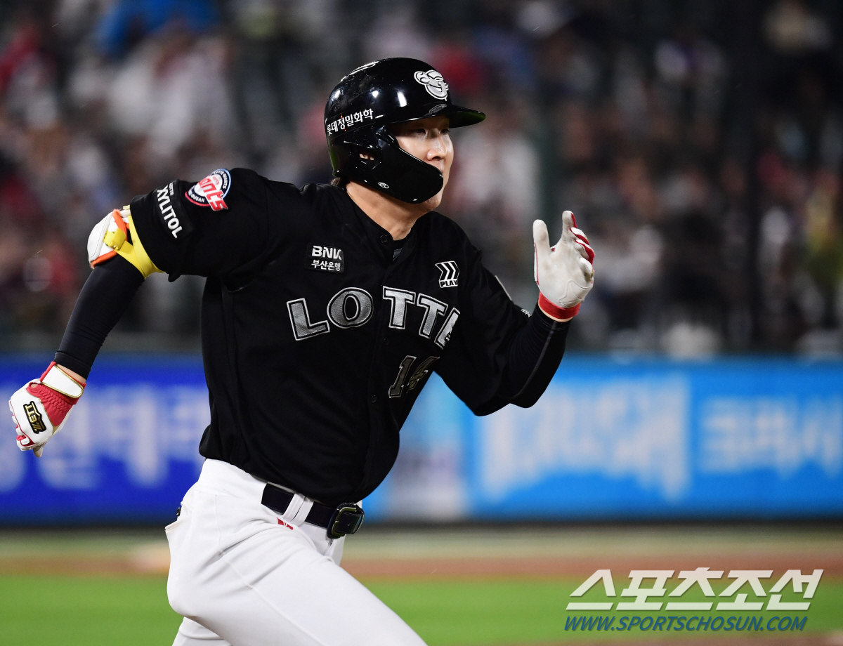 여름은 롯데의 계절? KIA 잡고 4연승 질주! 박세웅 6승 역투→최항 …