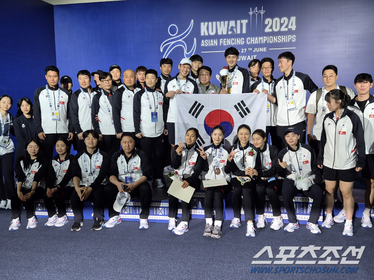 펜싱코리아.日에 뺏겼던 亞정상 탈환! '금4X은2X동5' 화려한 피날레