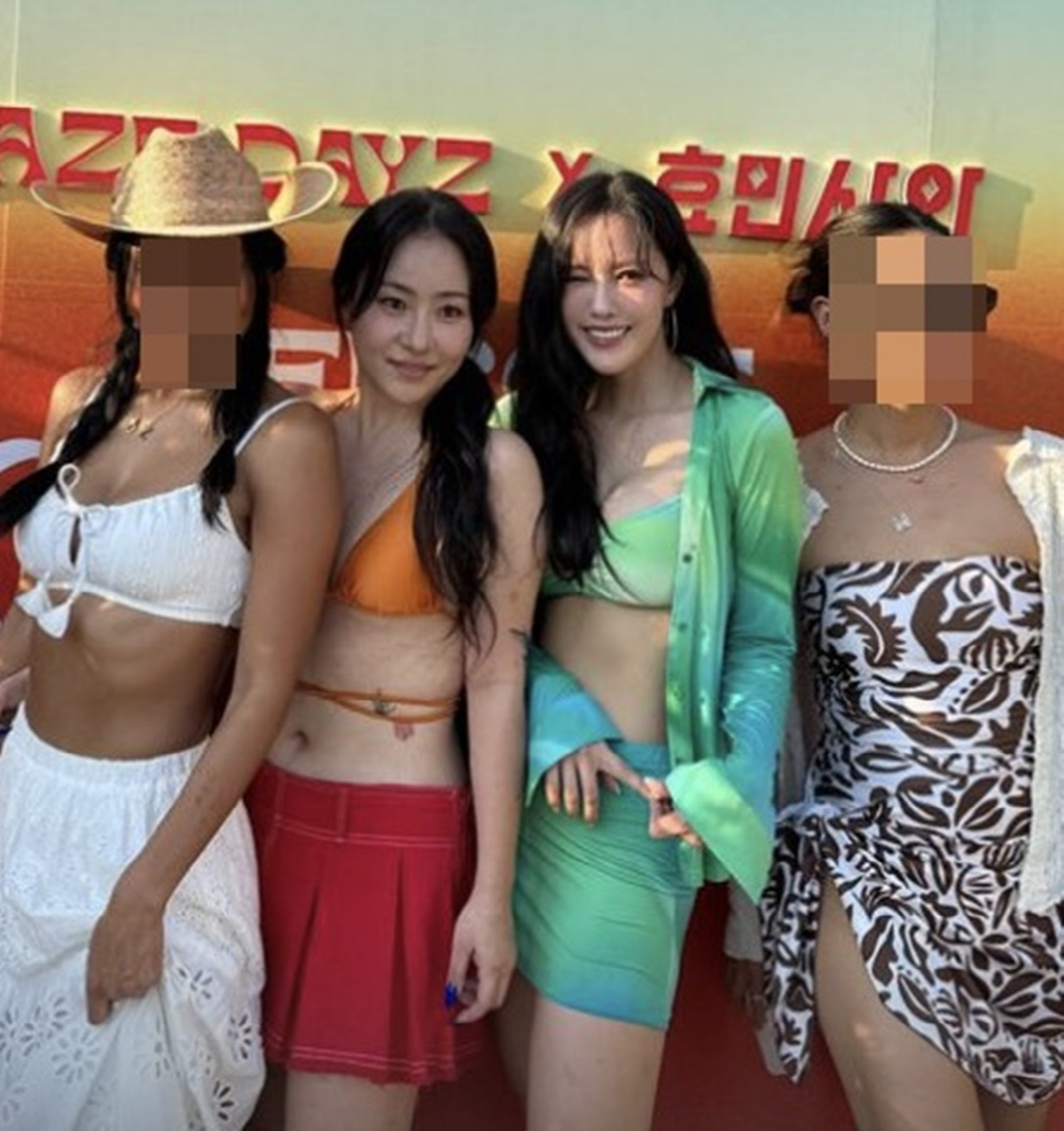 조현아, 10kg 감량 후 비키니까지…효민 옆에서도 잘록한 몸매