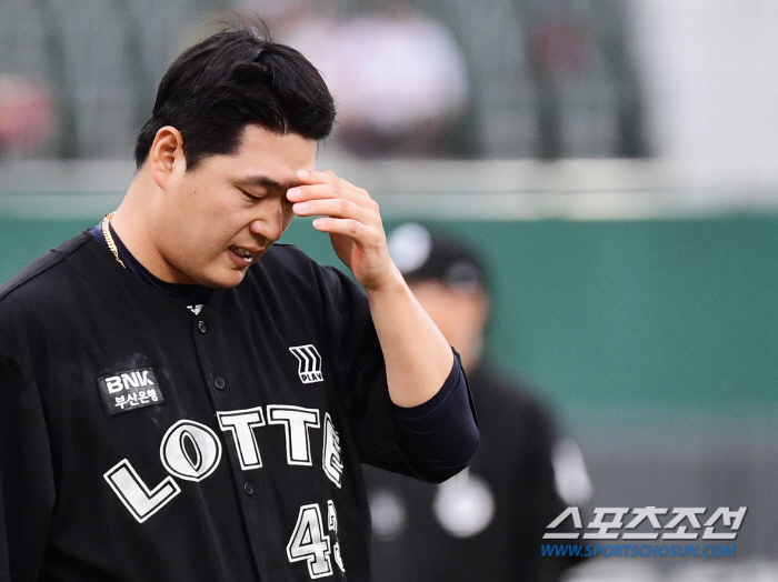 나균안 징계 이탈→공백 메우려니 한숨뿐…돌고돌아 다시 한현희! 사령탑도 …