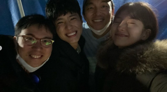 공유X박보검, 수지 질투 부르는 완벽한 '온미남' 투샷