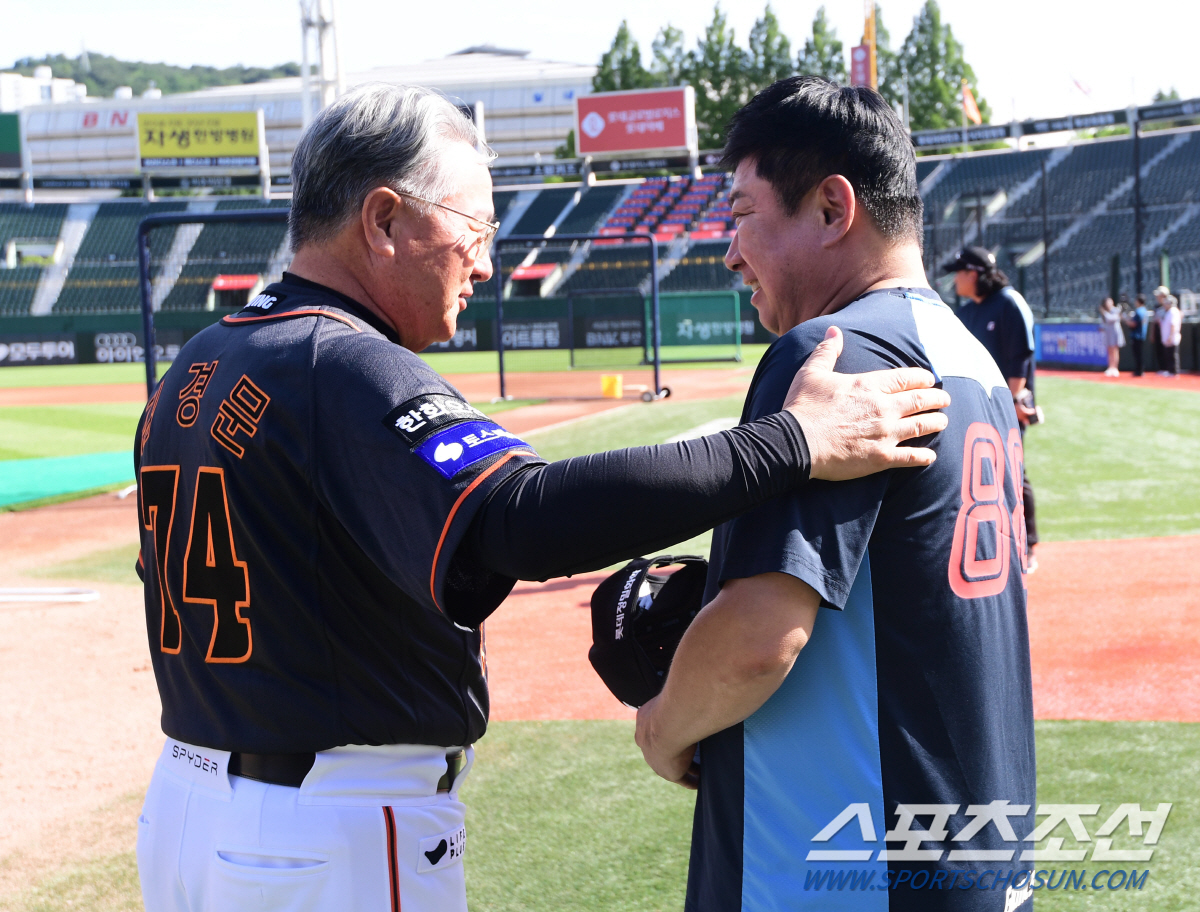 "한화가 잘 키워야할 투수. 정말 좋은 공 지녔다" 23세 유망주 향한 …