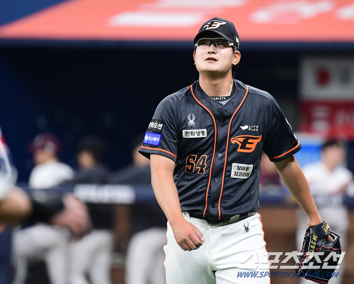 "아까운 재능이니까" 66세 老감독의 시선, 20세 김서현 향한 이유…당…