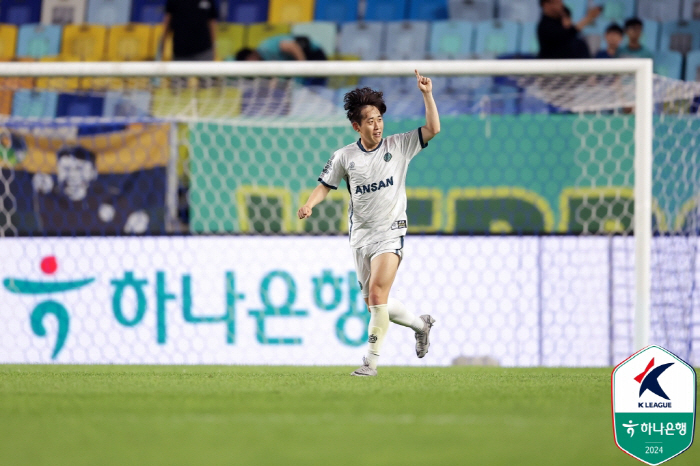 [K리그2 리뷰]상대자책골+김동진 역전골, 안양 부천꺾고 선두질주. 수원…
