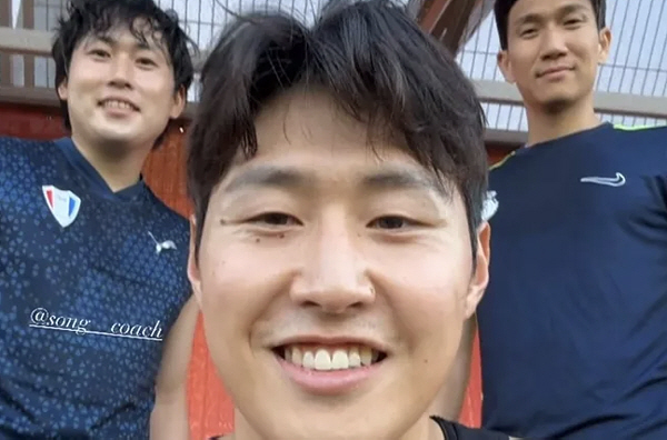 '이강인 조항이 뭐길래' 골치 아픈 마요르카-PSG…LEE는 마요르카서 …