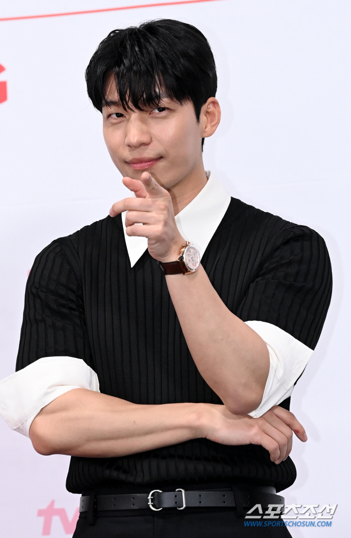 [일문일답] 로맨스도 되네! '졸업' 위하준, 첫 멜로작 통해 인생캐 갱…