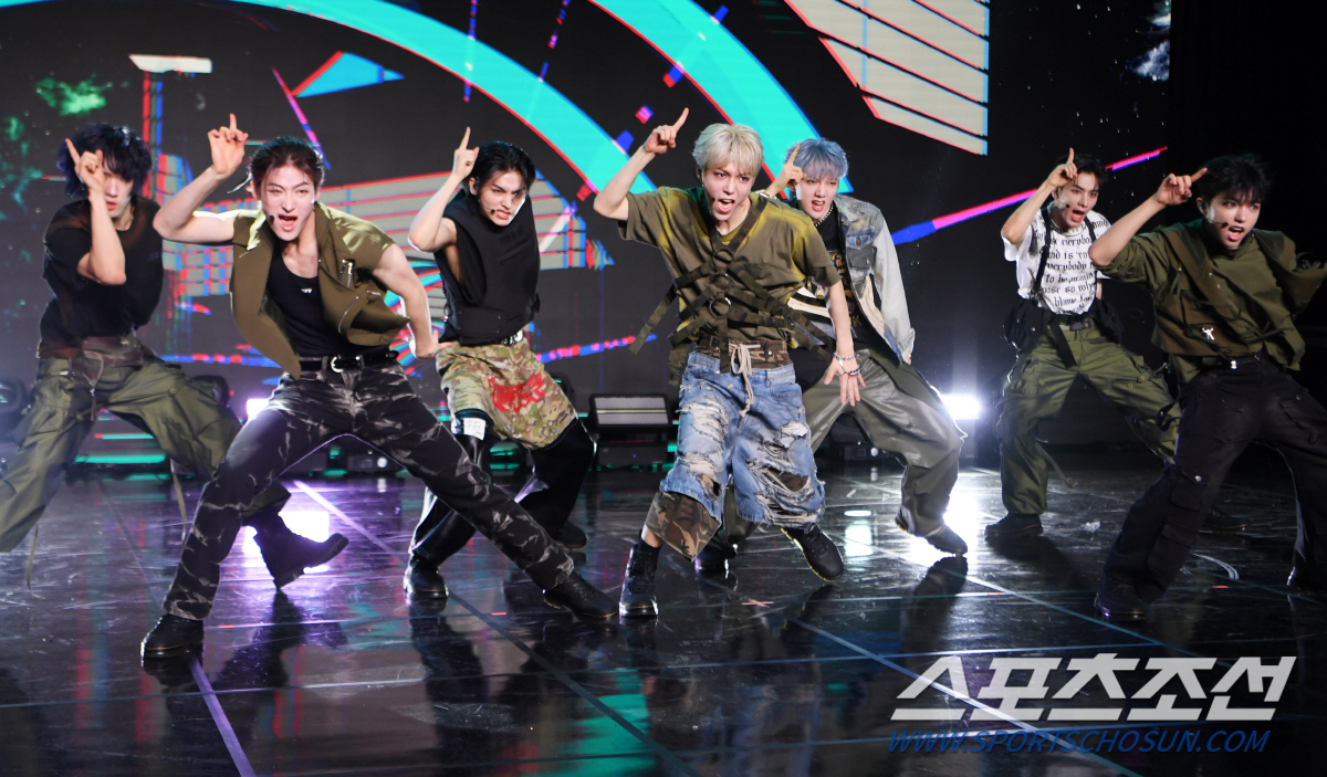 [포토] 올아워즈 '파워풀한 무대'