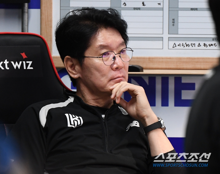 '인생경기'에 절로 박수가 나온다...이강철 감독은 왜 강현우 이름 3번…