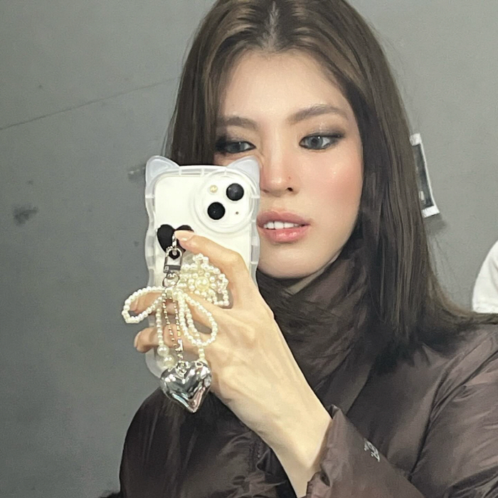 한소희, 긴 머리 과감히 싹둑..더욱 강렬해진 퇴폐美