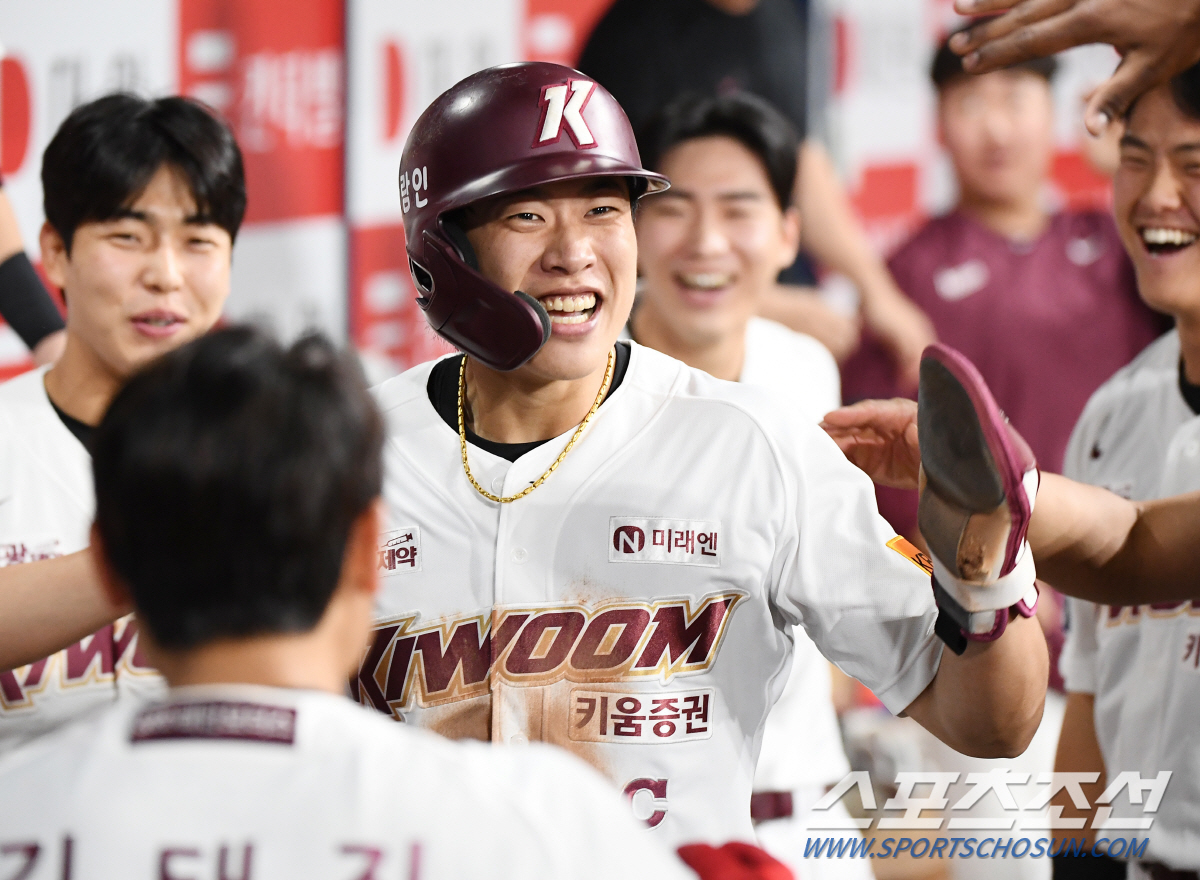 주장 잘 바꿨다. 전 주장 0.457-현 주장 0.432-키움 12승11…