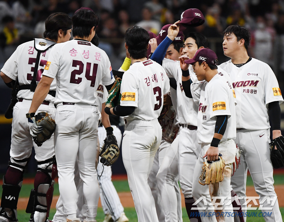 주장 잘 바꿨다. 전 주장 0.457-현 주장 0.432-키움 12승11…