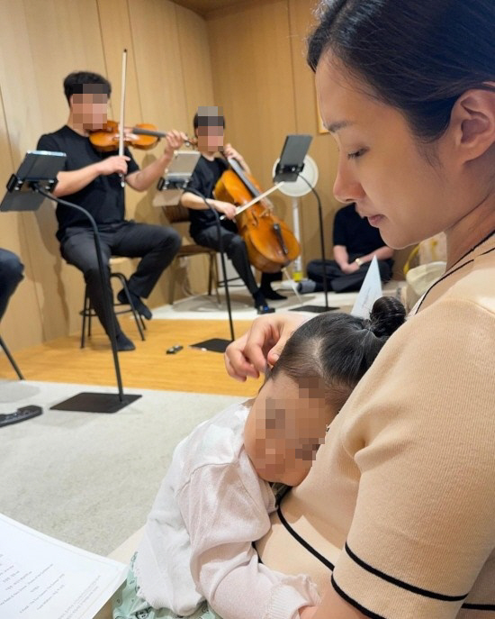'조충현♥' 김민정, 둘째 출산 앞두고 우울감 고백 "이제 그만 와줄래?…