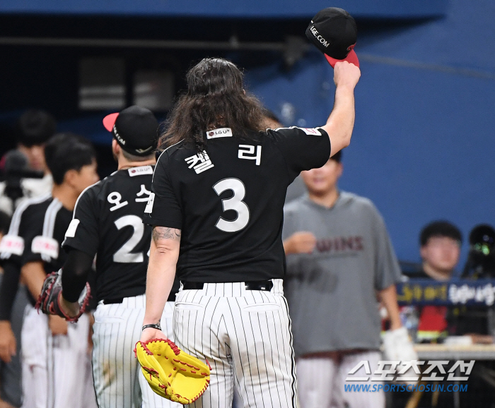 ERA 3.19→8.77→2.93. '잠실예수'의 K-드라마. 8이닝 퍼…