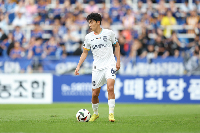 '전북전 1골1도움' 서울 한승규, K리그1 20R MVP 선정…서울은 …
