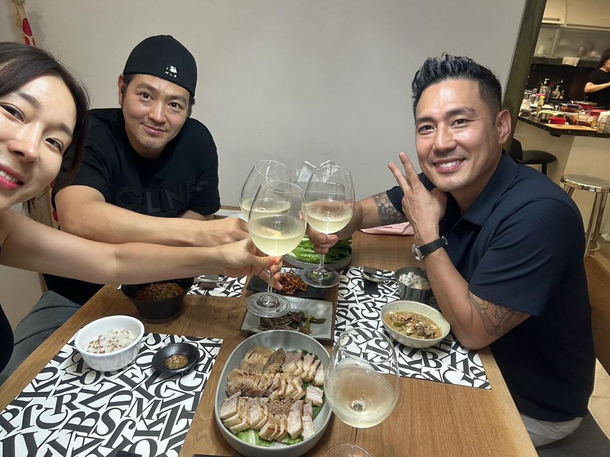 [SC이슈] "서지영만 빼고?"…이지혜, 샵 멤버 다 모았는데 빈자리 보…
