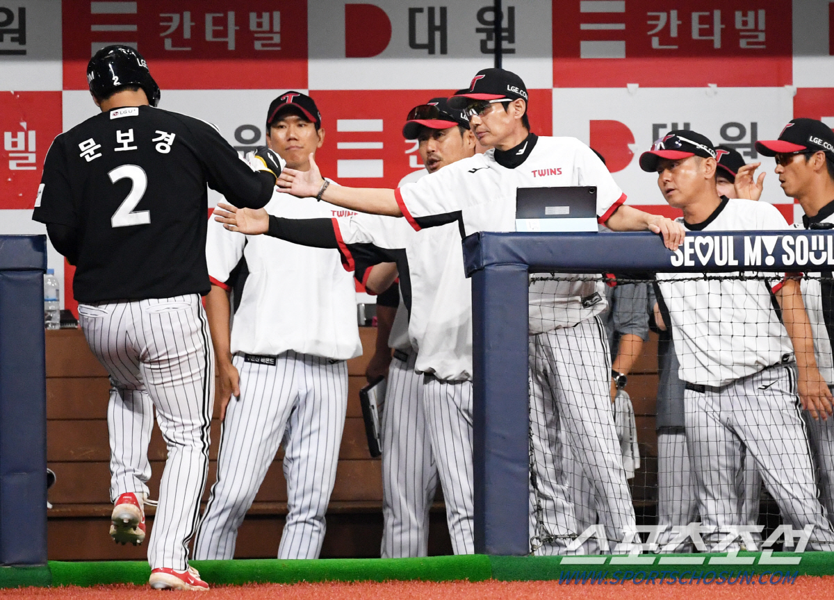 "2번에 썼다가 지웠다." 염갈량 아쉬움 삼켰다. 또 전력질주 하다가..…