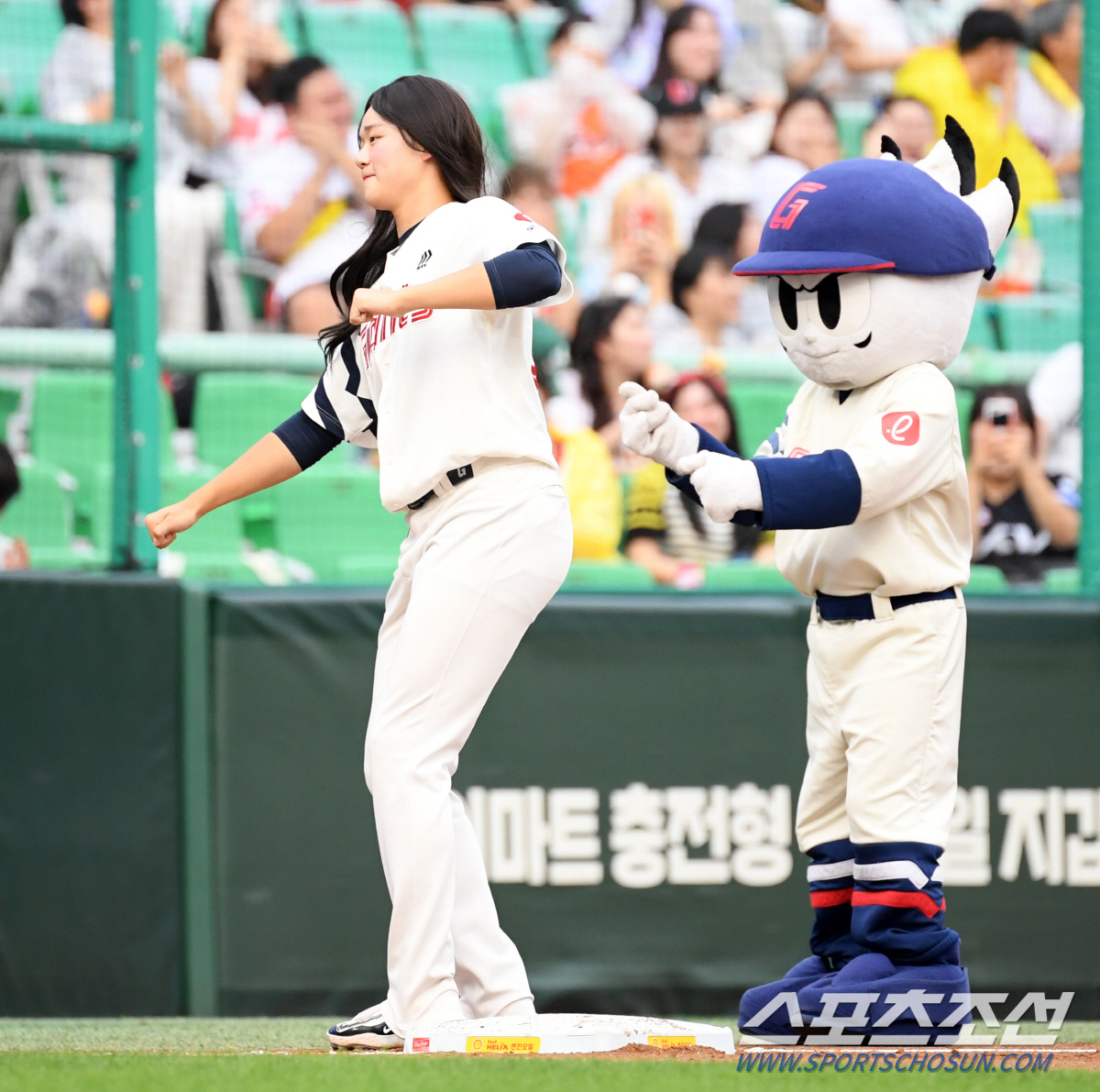 [인천리뷰] 카리나의 남자→적토망아지→조세진 쓰리런! '역대 최다' 1만…