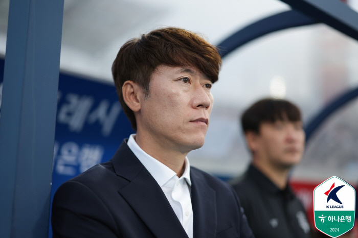 [현장인터뷰] "월드컵에선 골 못 넣어" 스승의 애정 담긴 핀잔...제자…