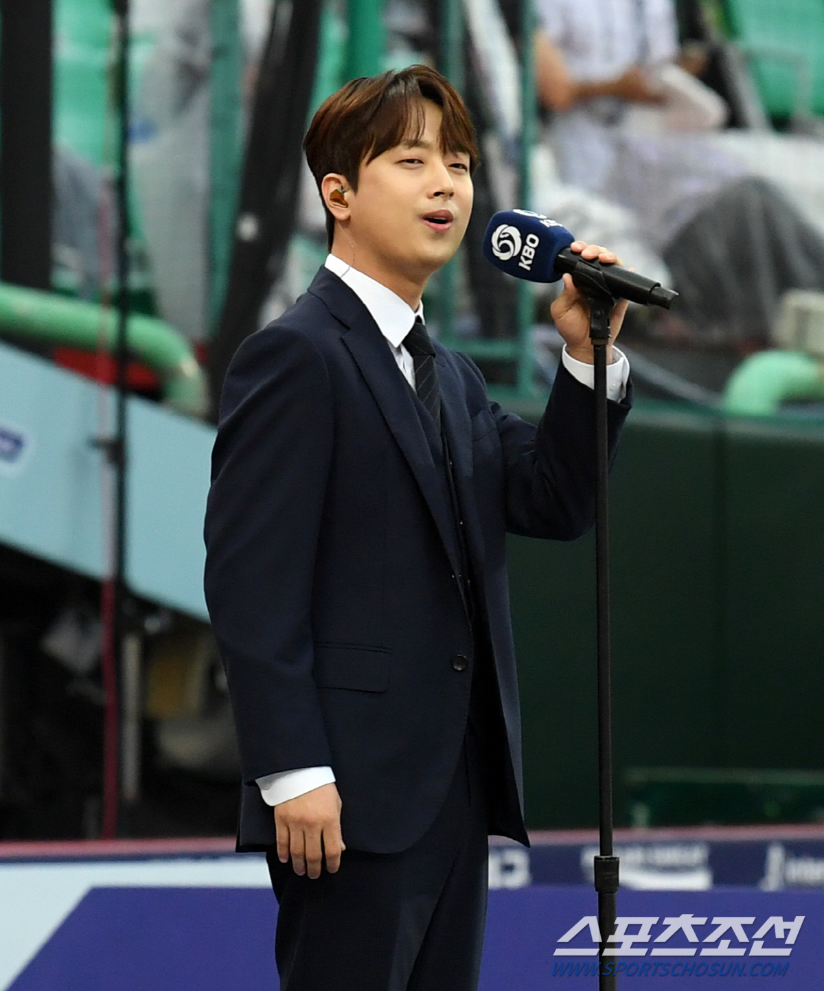 [포토] 이찬원 '올스타전을 빛내는 스타'