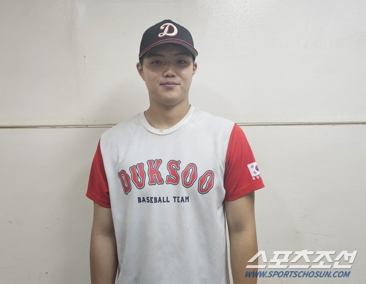 무4사구+7이닝 1실점에도 불만가득. "문동주 형처럼 던지고 싶은데…" …