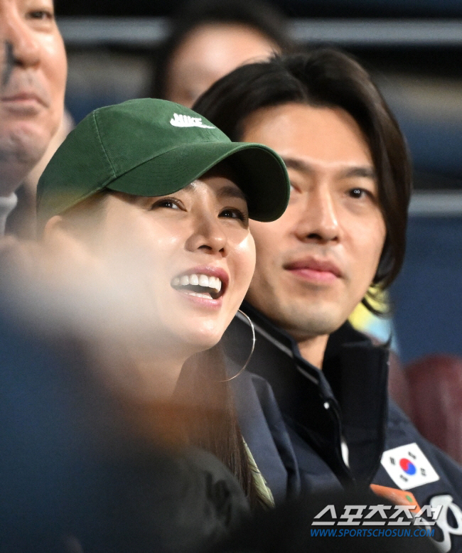손예진 밝힌 '♥현빈 결혼' 이유 "작품 상대와 연애 선호 NO..운명이…