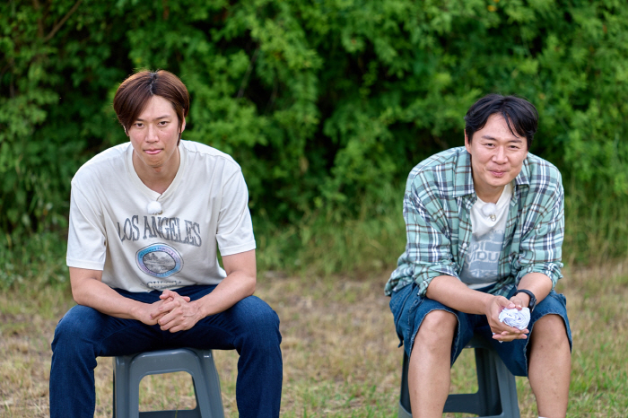 '1박2일' 연정훈·나인우, 눈물의 하차...게임중 '왈칵'