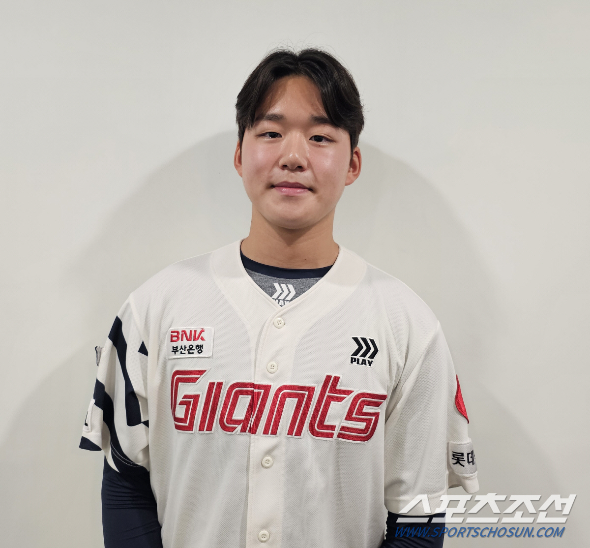 "큰 꿈이 생겼죠" 카리나 시구→코스프레까지…올스타위크 빛낸 19세 깜짝…