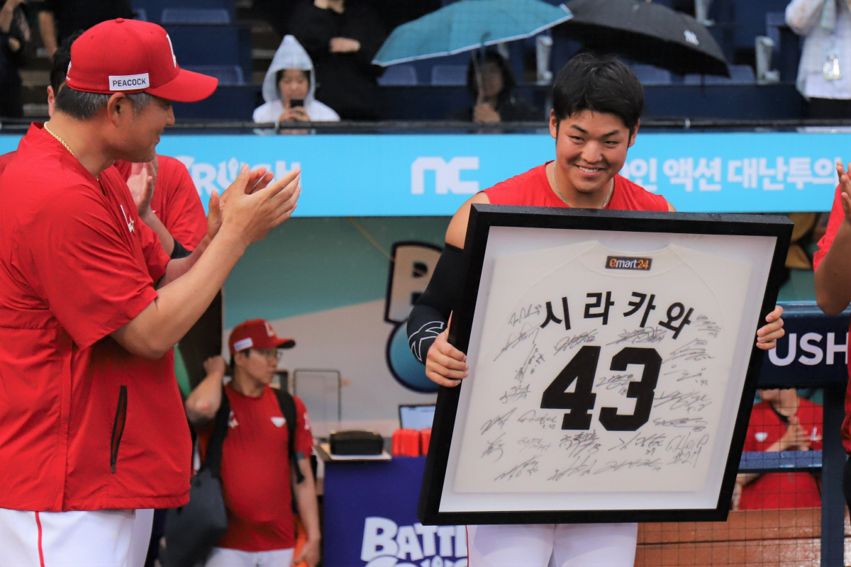 시라카와 정규직 되나, 아시아 외인이 몰려온다…AQ 도입 급물살, 쟁점은…