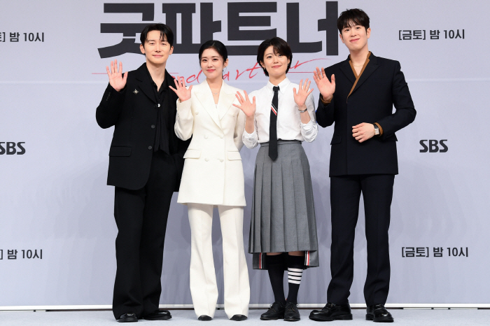 [SC현장] 이혼 변호사가 말아주는 현실판 '사랑과 전쟁'! SBS '굿…