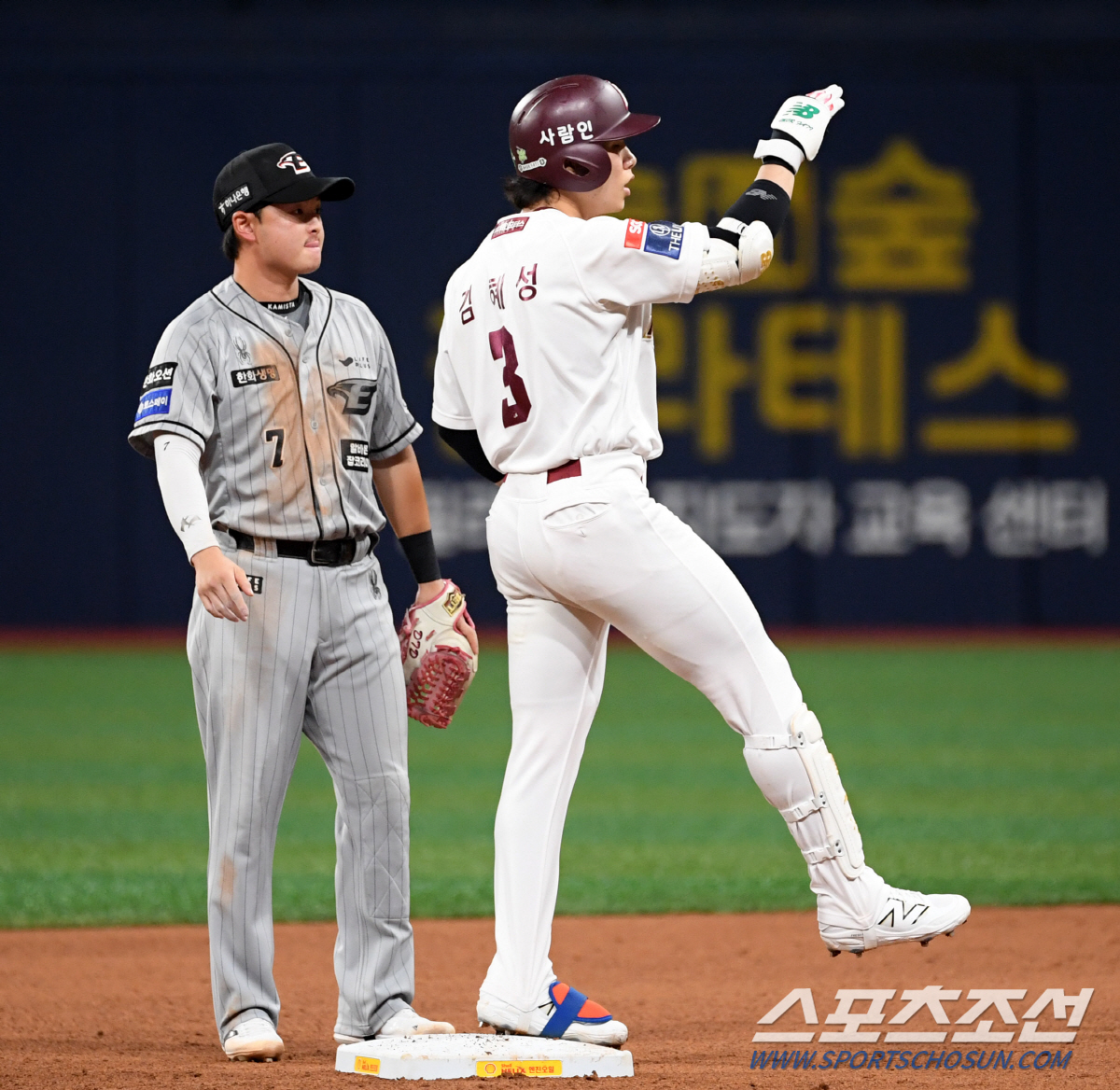 ' 9실점→무실점→6이닝 3실점' 류현진만 판정승... 진짜 승리는 키움…