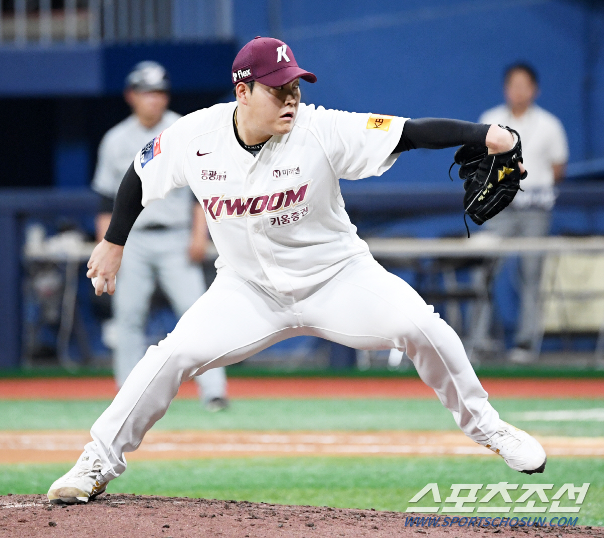 'KKKK 2이닝 순삭' '15경기 무실점' '트레이드설' 주인공 "타자…