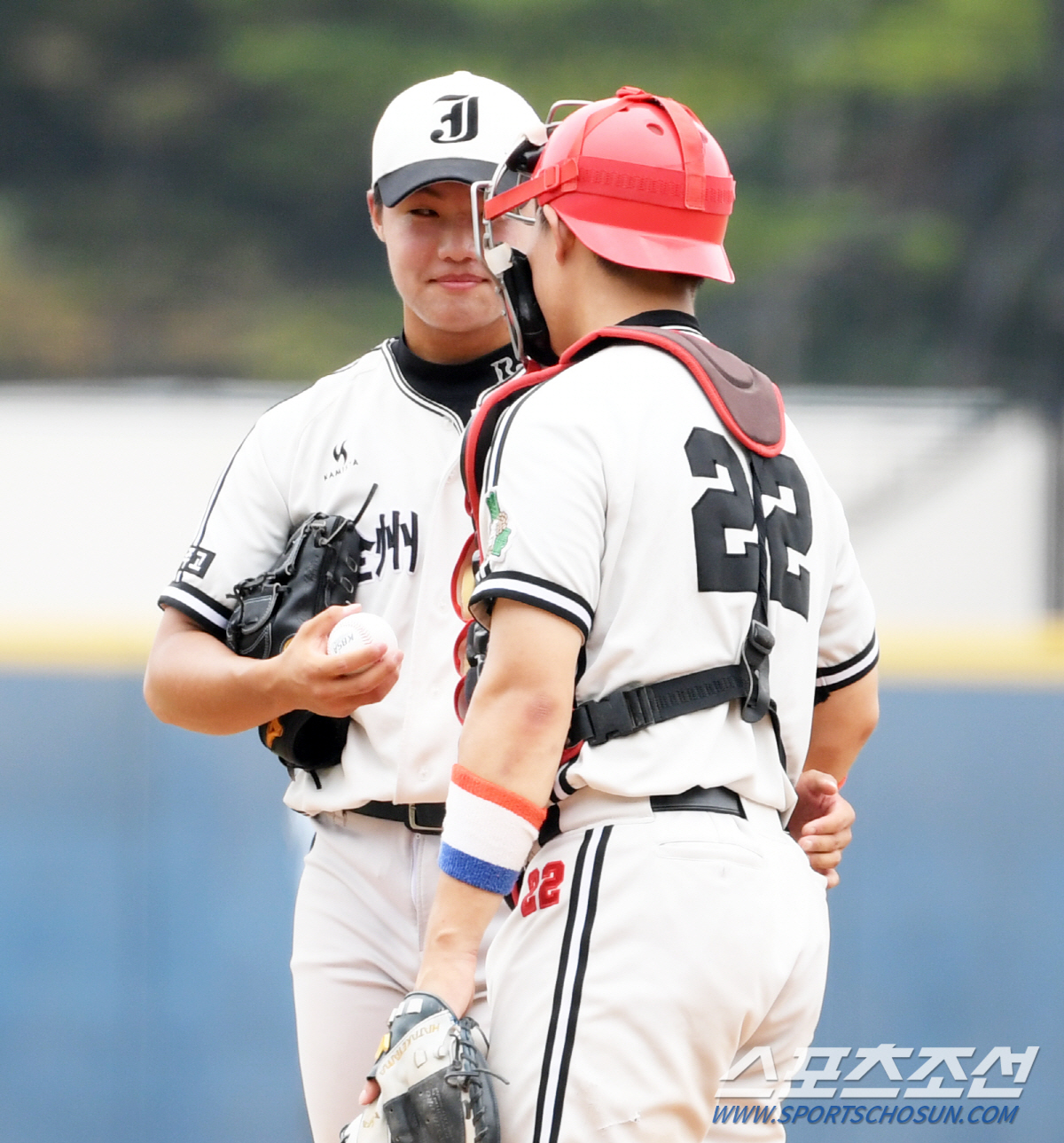 '괜히 전체 1순위 후보가 아니네' 최고 152km 강속구 던지다 결승타…