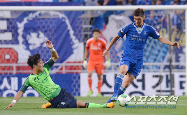 '100G 자축골'수원FC 권경원"우승하고 싶습니다!시장님 투자 부탁드립…