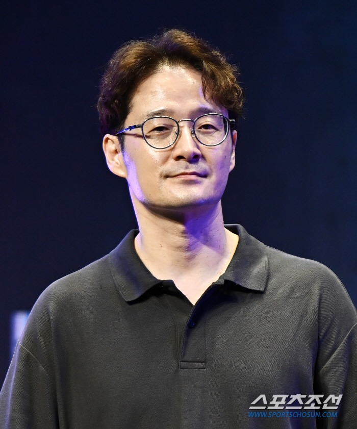 [SC현장]"드라마 입봉한 신인 감독"…'신세계→마녀'박훈정, 차승원x김…