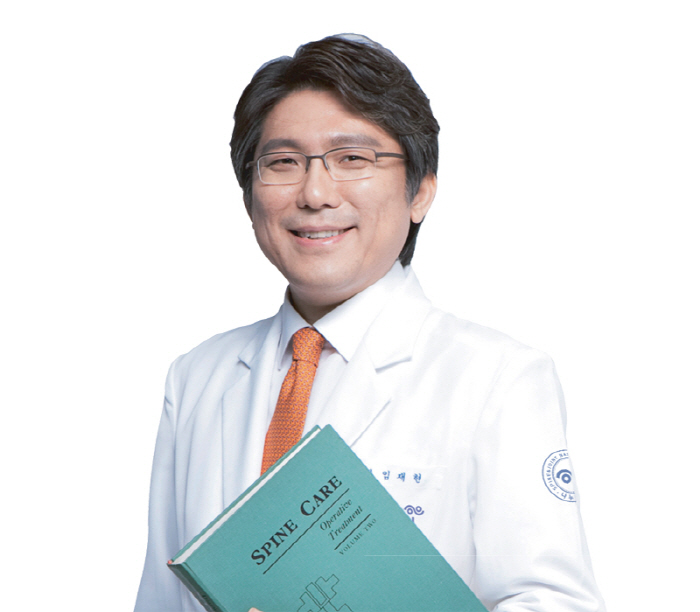 허리보호대 착용은 2~3시간만…통증 예방하려다 병 더 키워